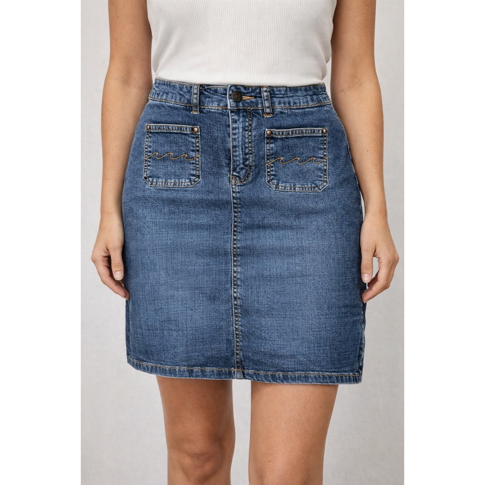 Vintage Billabong Denim Mini Skirt Medium Wash Embroidered Pockets JK14ABOW